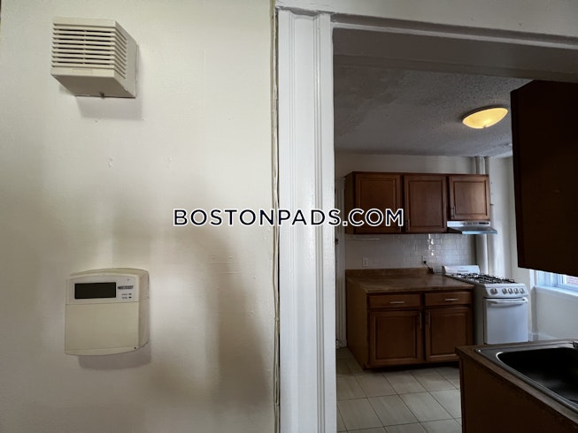 Boston - $2,100+ /mo