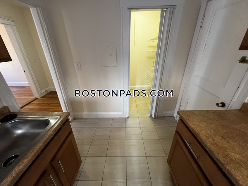 Boston - $2,100+ /month