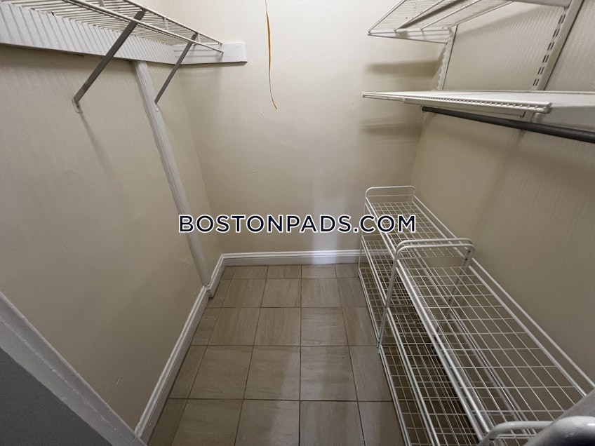 Boston - $2,100+ /month
