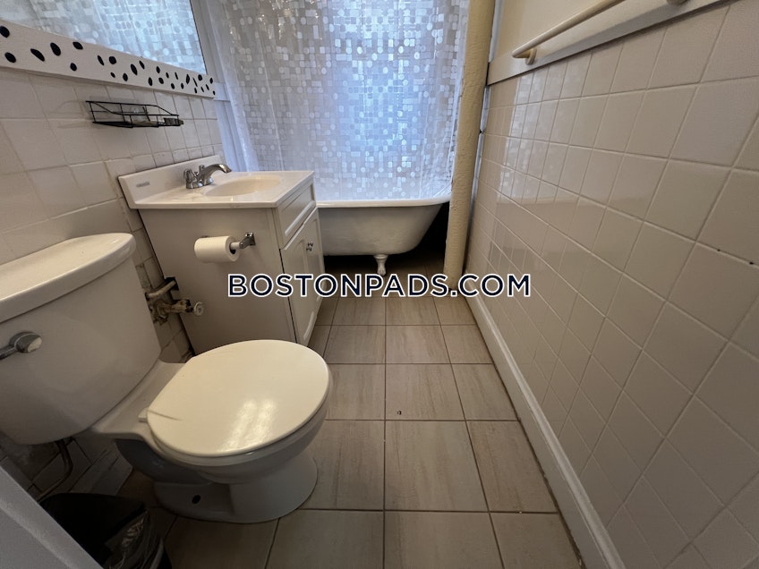 Boston - $2,100+ /month