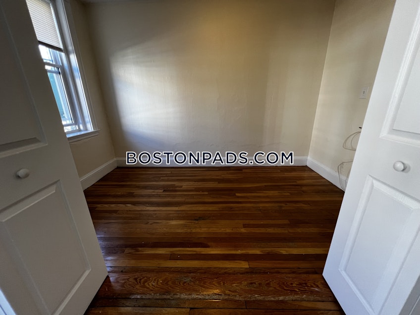 Boston - $2,100+ /month