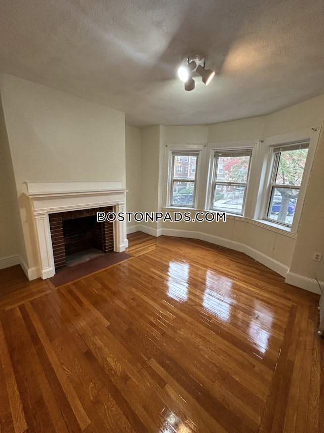 Somerville - $4,250+ /mo