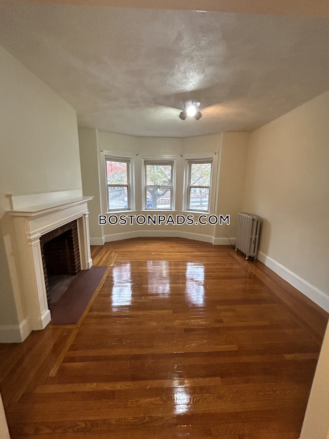 Somerville - $4,250+ /mo