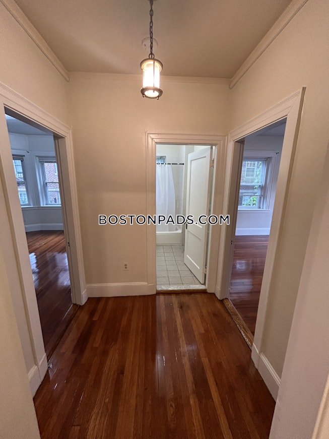 Somerville - $4,250+ /mo