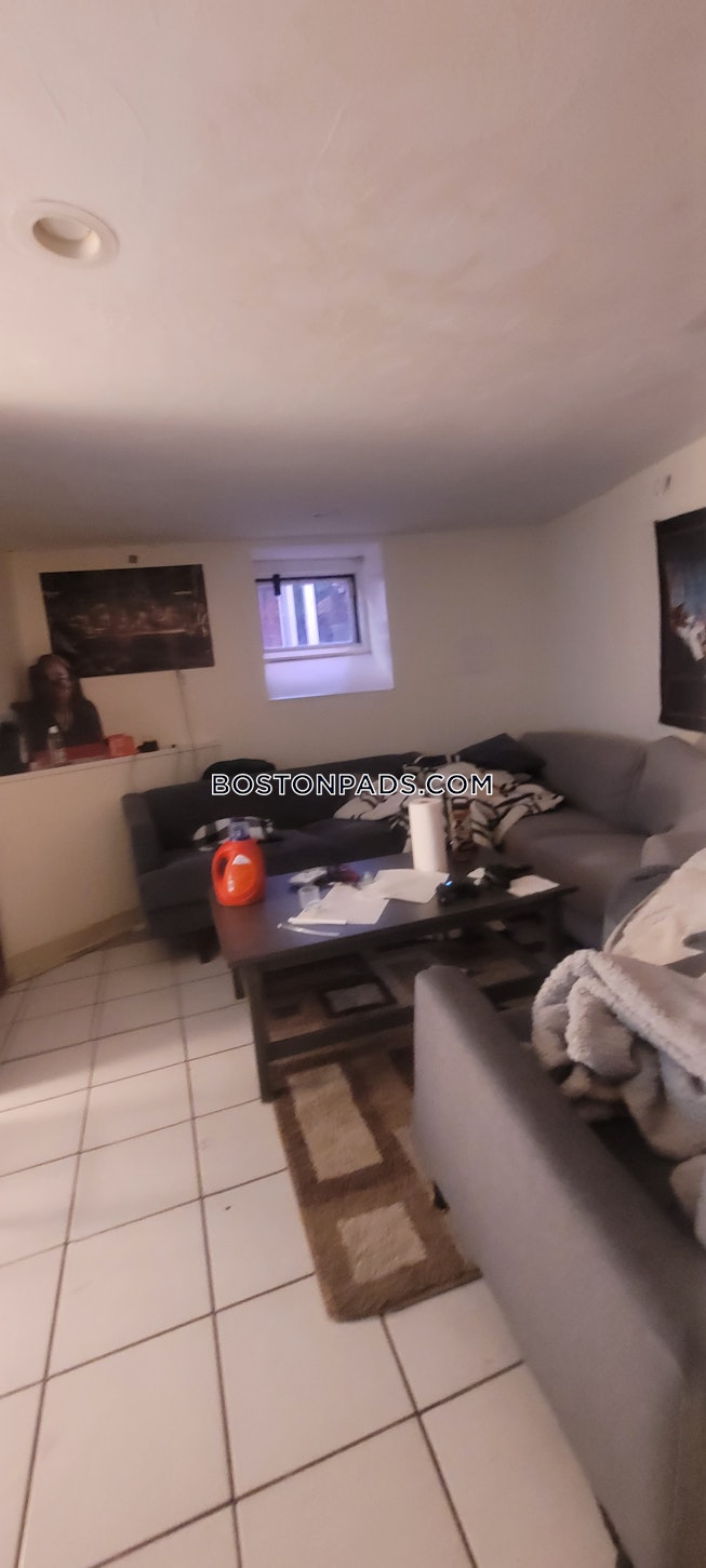 Boston - $8,500+ /mo