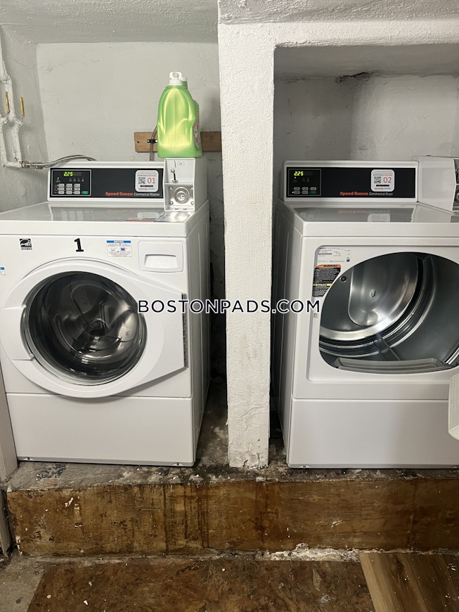 Boston - $1,550+ /mo