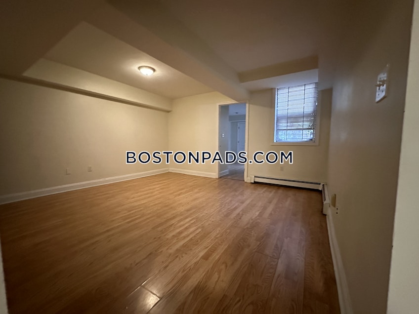 Boston - $3,850+ /month