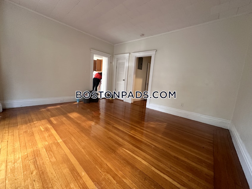 Brookline - $3,400+ /month