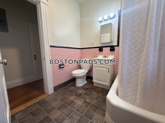 Brookline - $3,400+ /mo