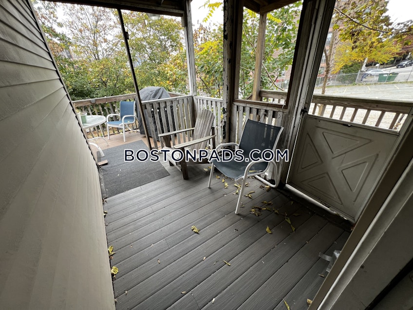 Boston - $4,500+ /month