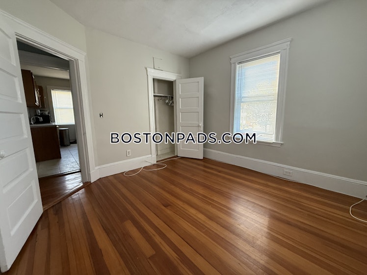 Conwell Ave., Somerville