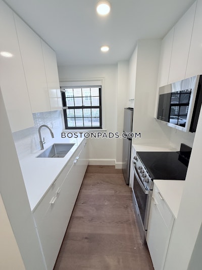 Cambridge 1 Bed 1 Bath  Harvard Square - $2,775 No Fee