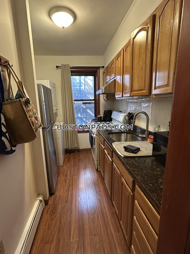 Boston - $3,200+ /mo
