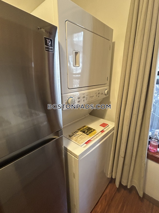 Boston - $3,200+ /mo