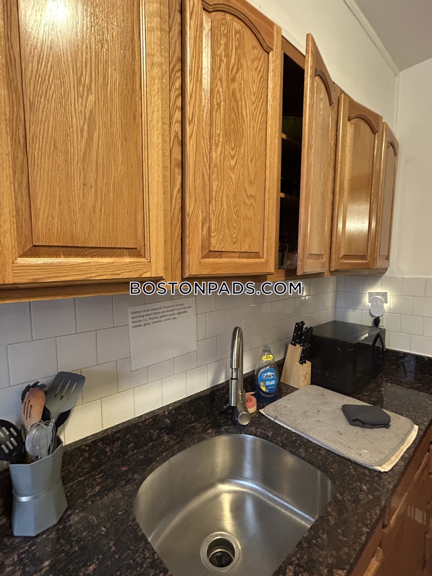 Boston - $3,200+ /month