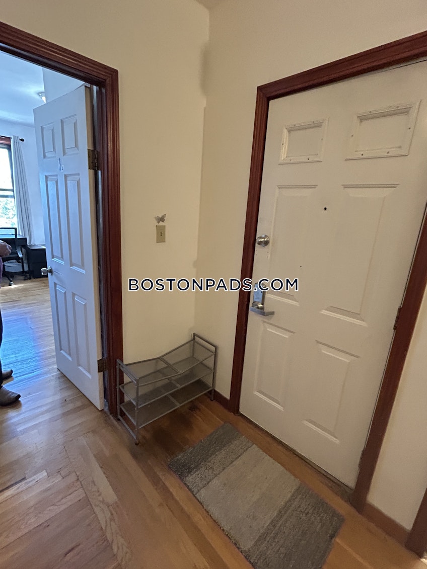 Boston - $3,200+ /month