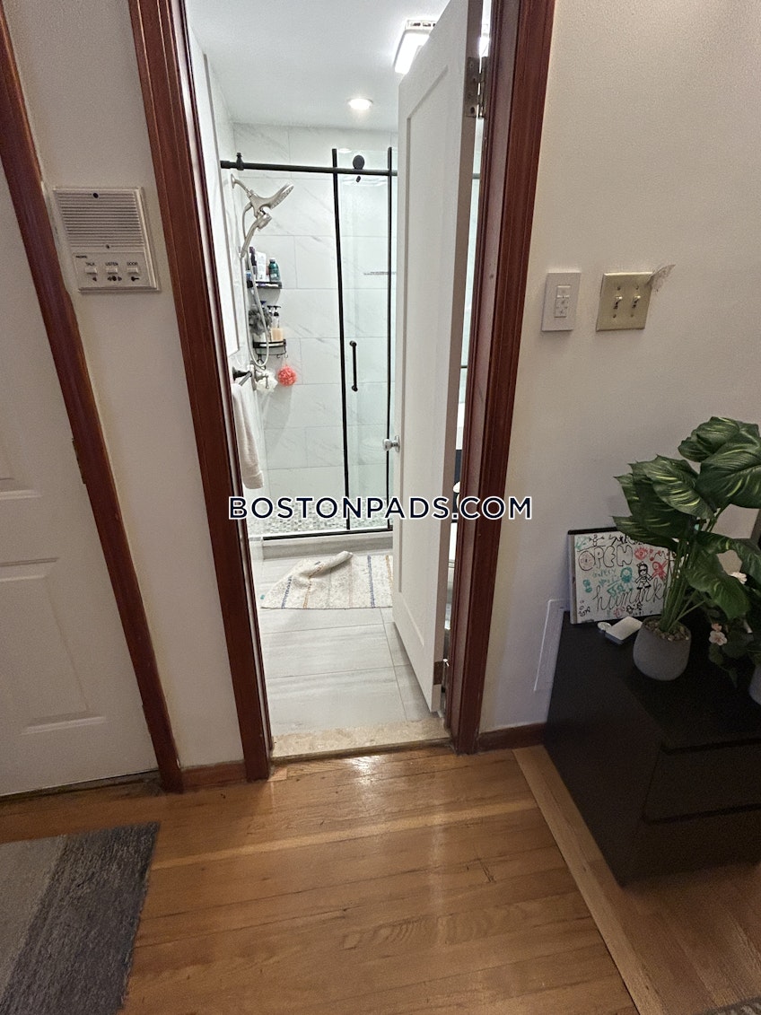 Boston - $3,200+ /month