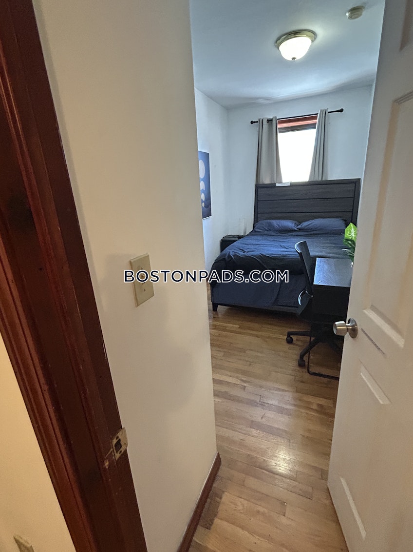 Boston - $3,200+ /month