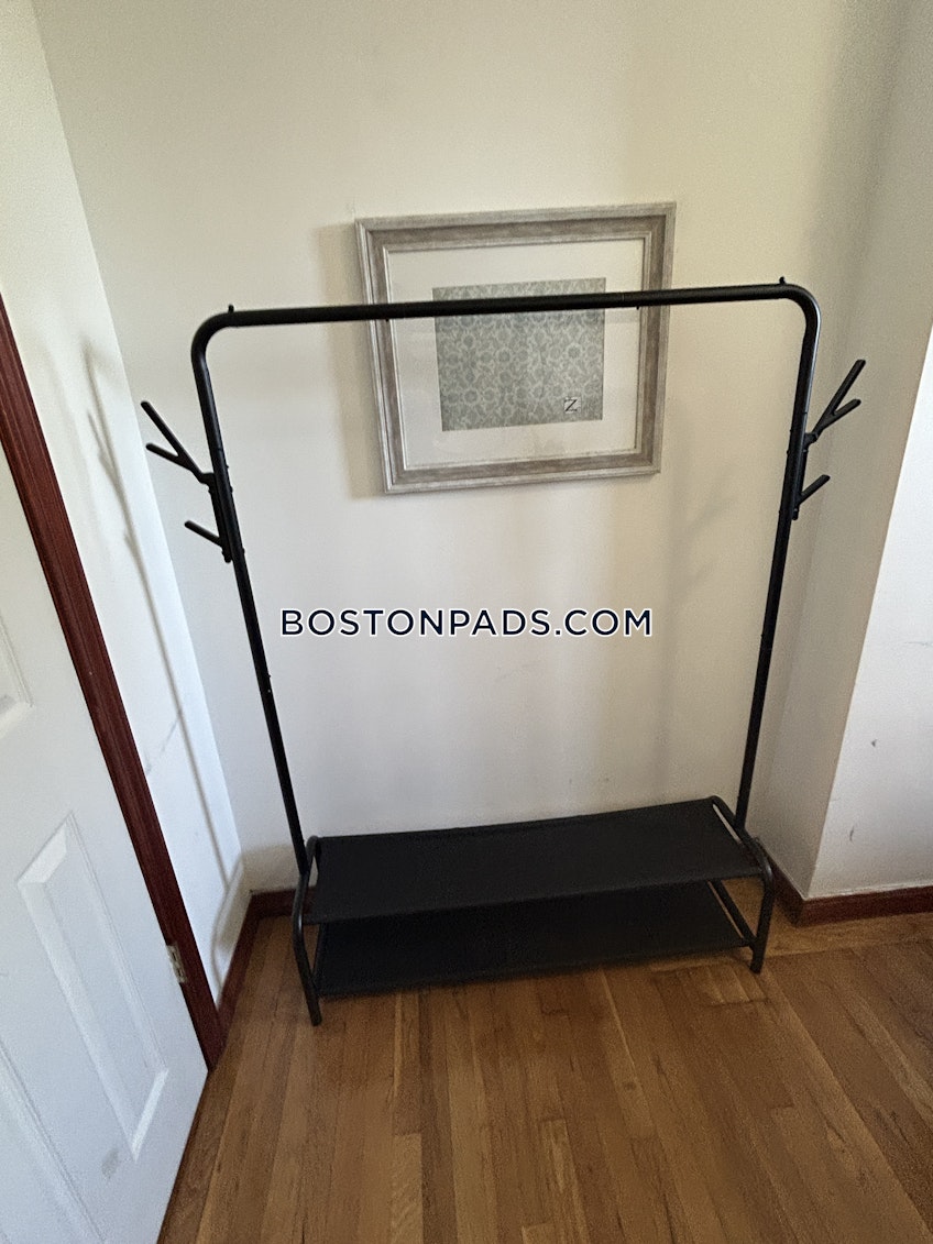 Boston - $3,200+ /month