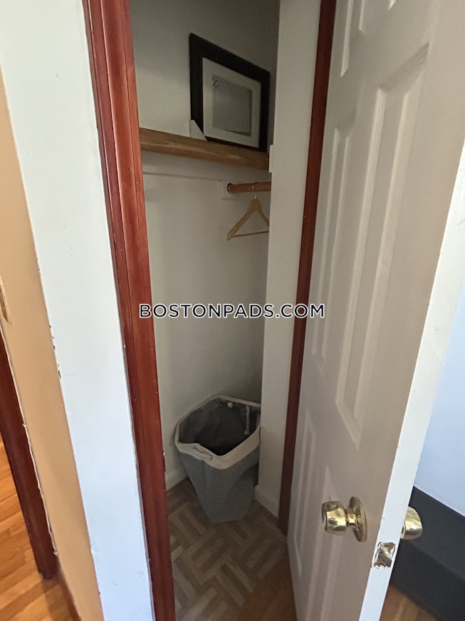 Boston - $3,200+ /mo