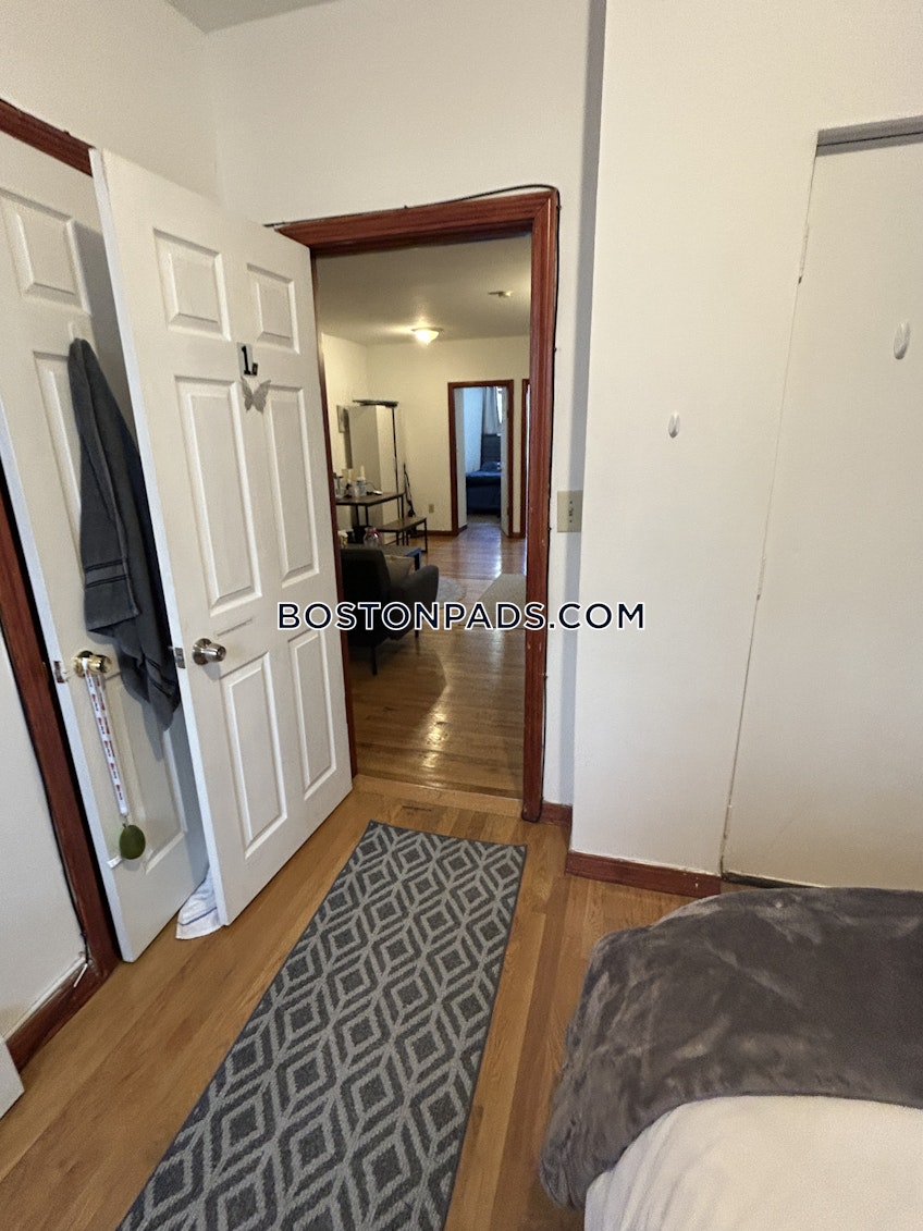 Boston - $3,200+ /month