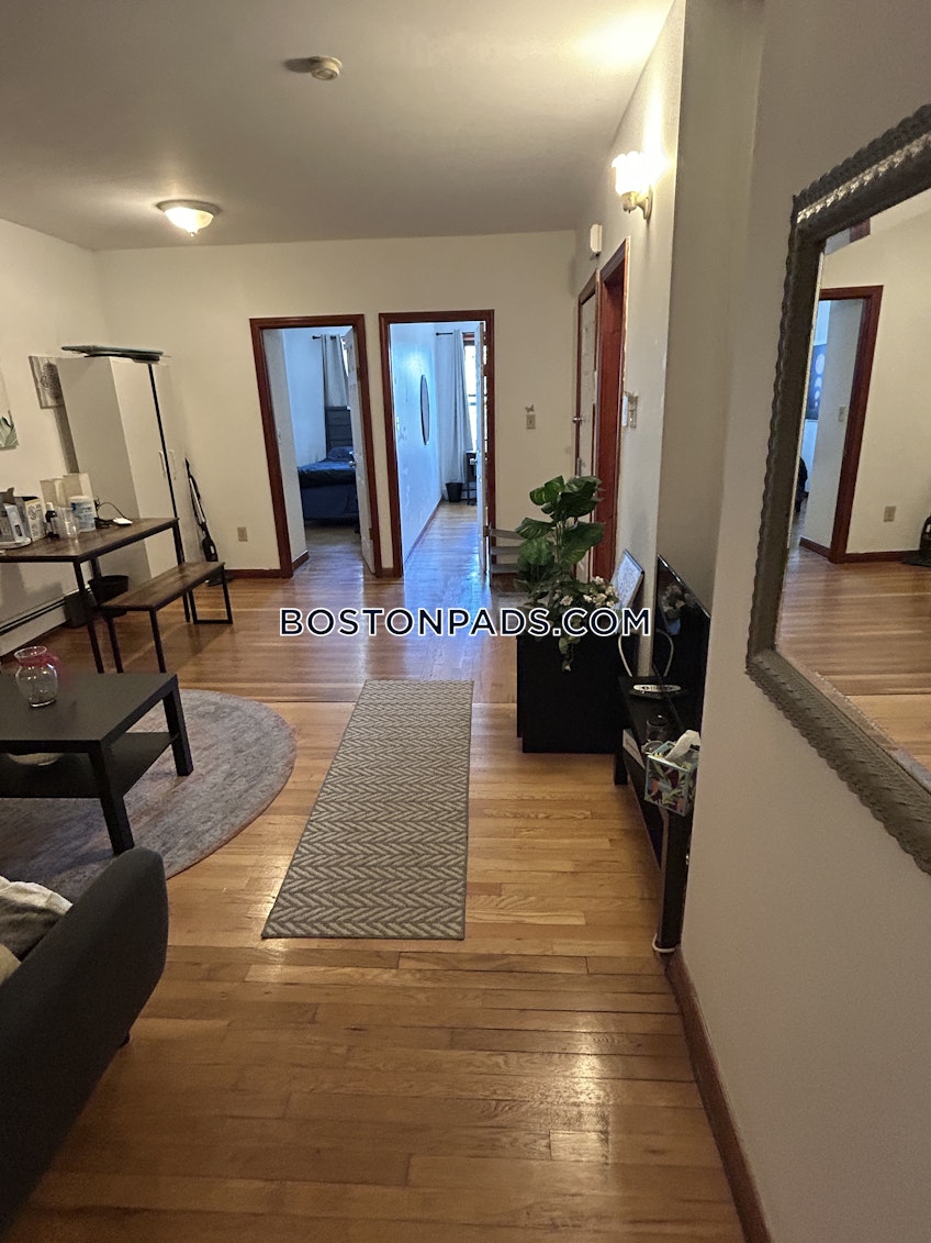 Boston - $3,200+ /month