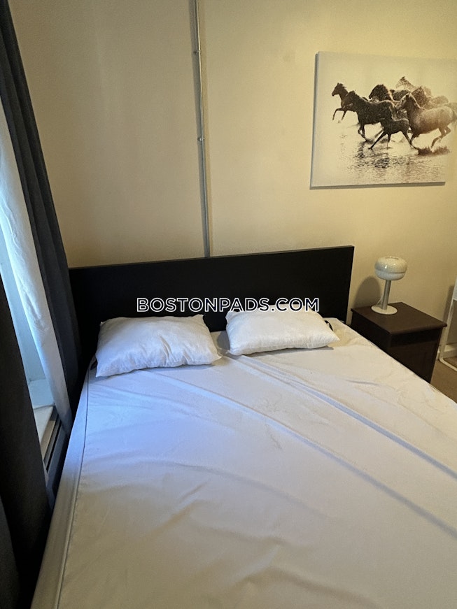 Boston - $3,200+ /mo