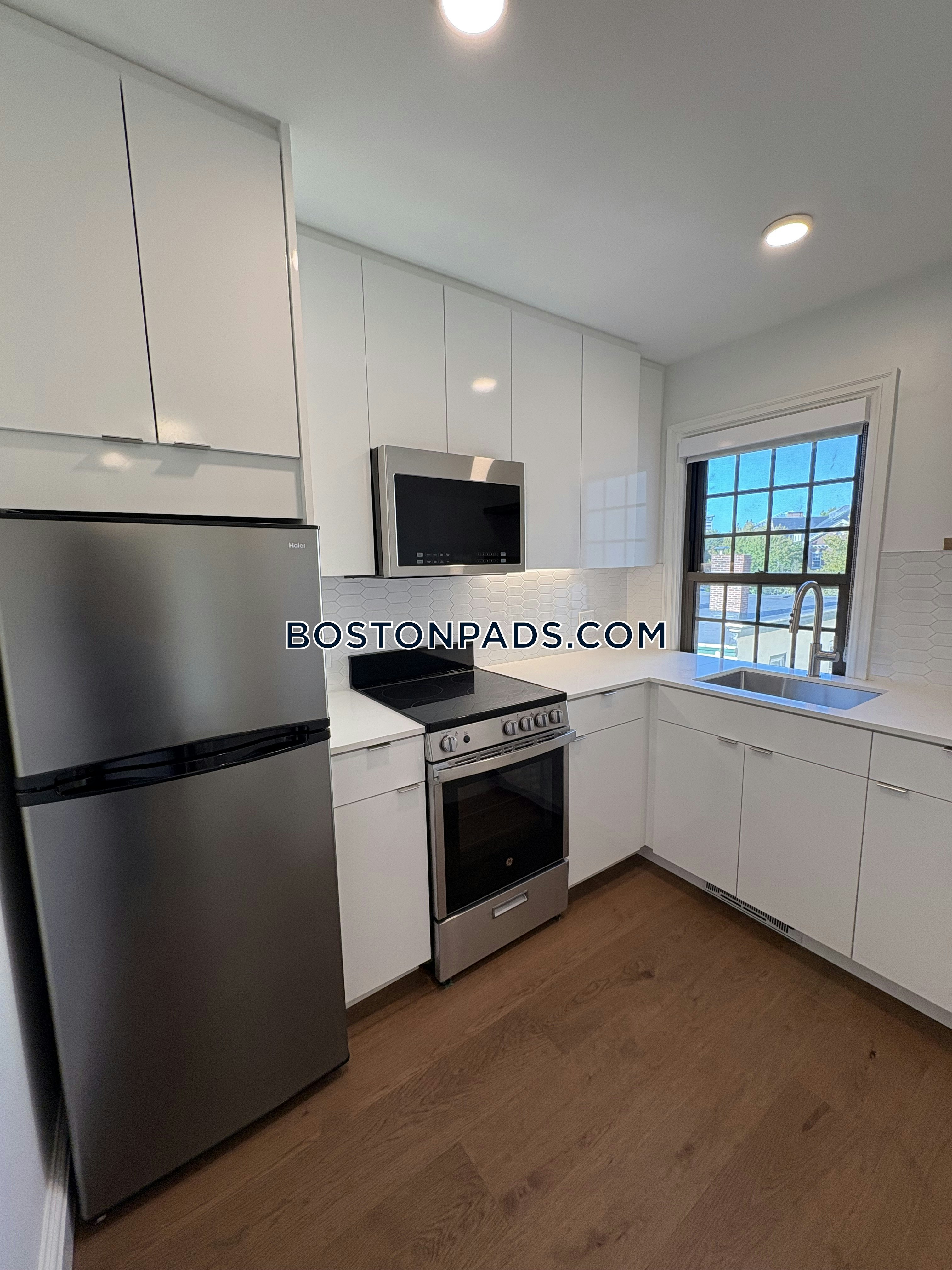 Harvard Square, Cambridge, MA - 2 Beds, 1 Bath - $3,650 - ID#6126237