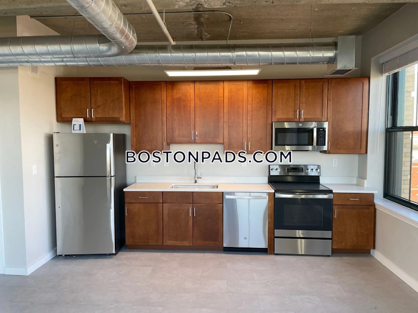 Brockton - $2,950+ /month