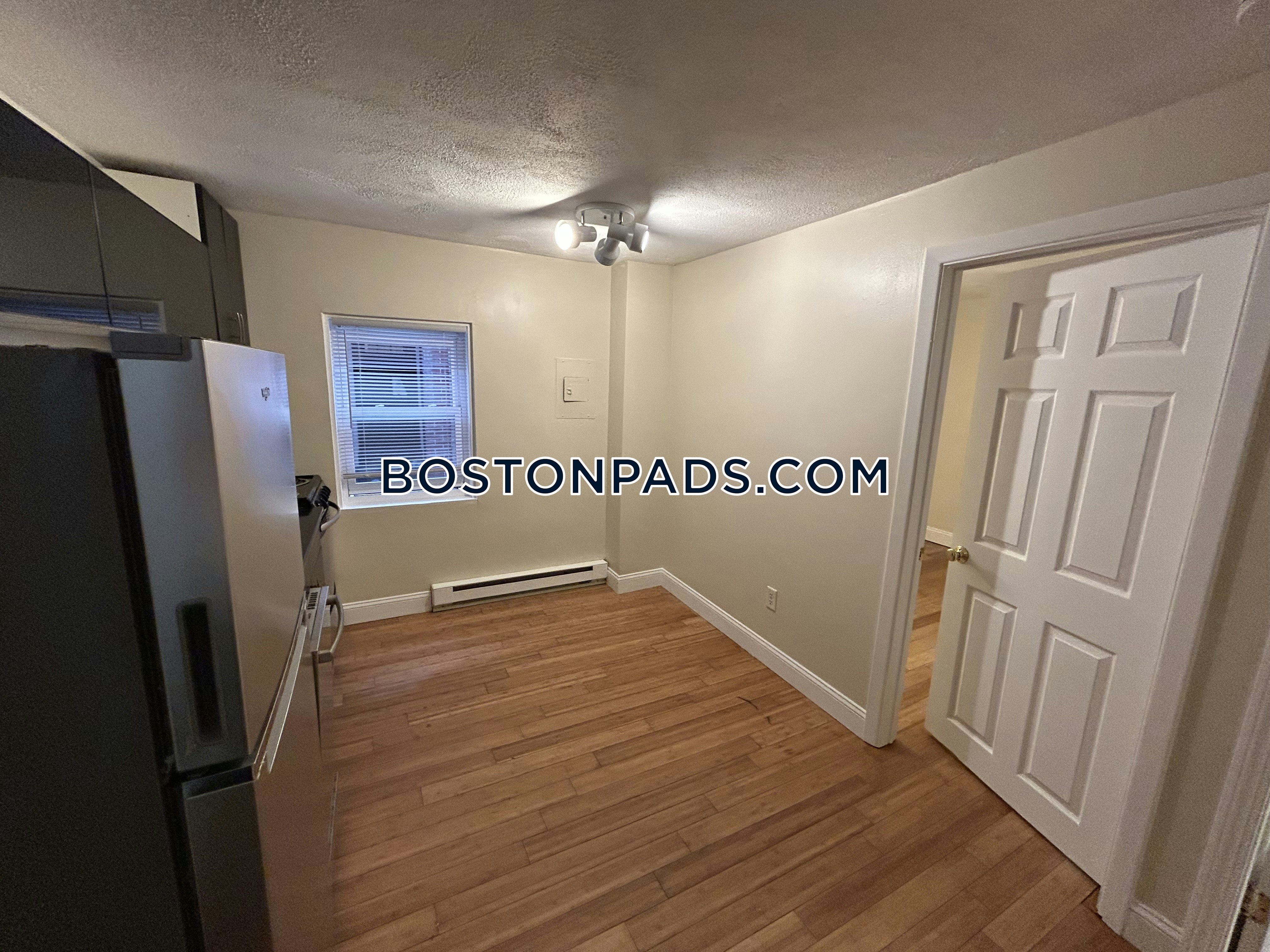 Bartlett Place Boston