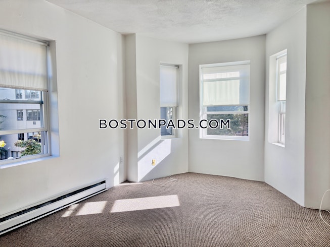 Boston - $3,450+ /mo