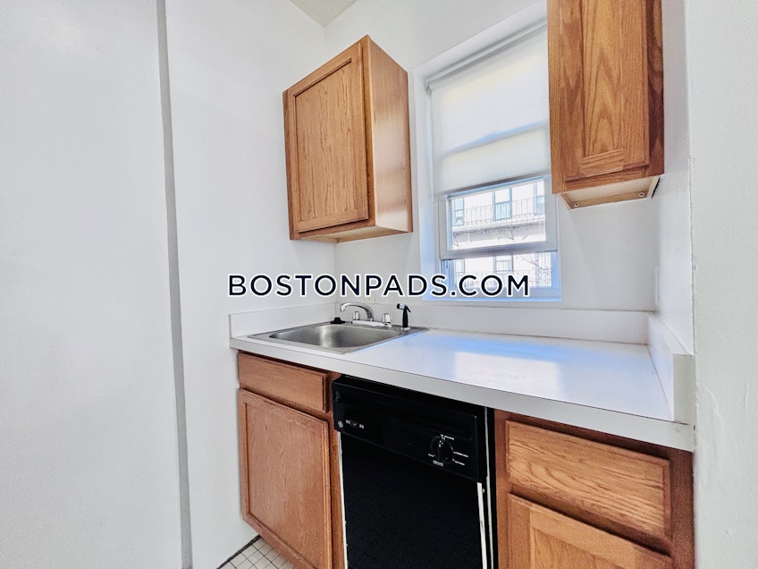 Boston - $3,450+ /month