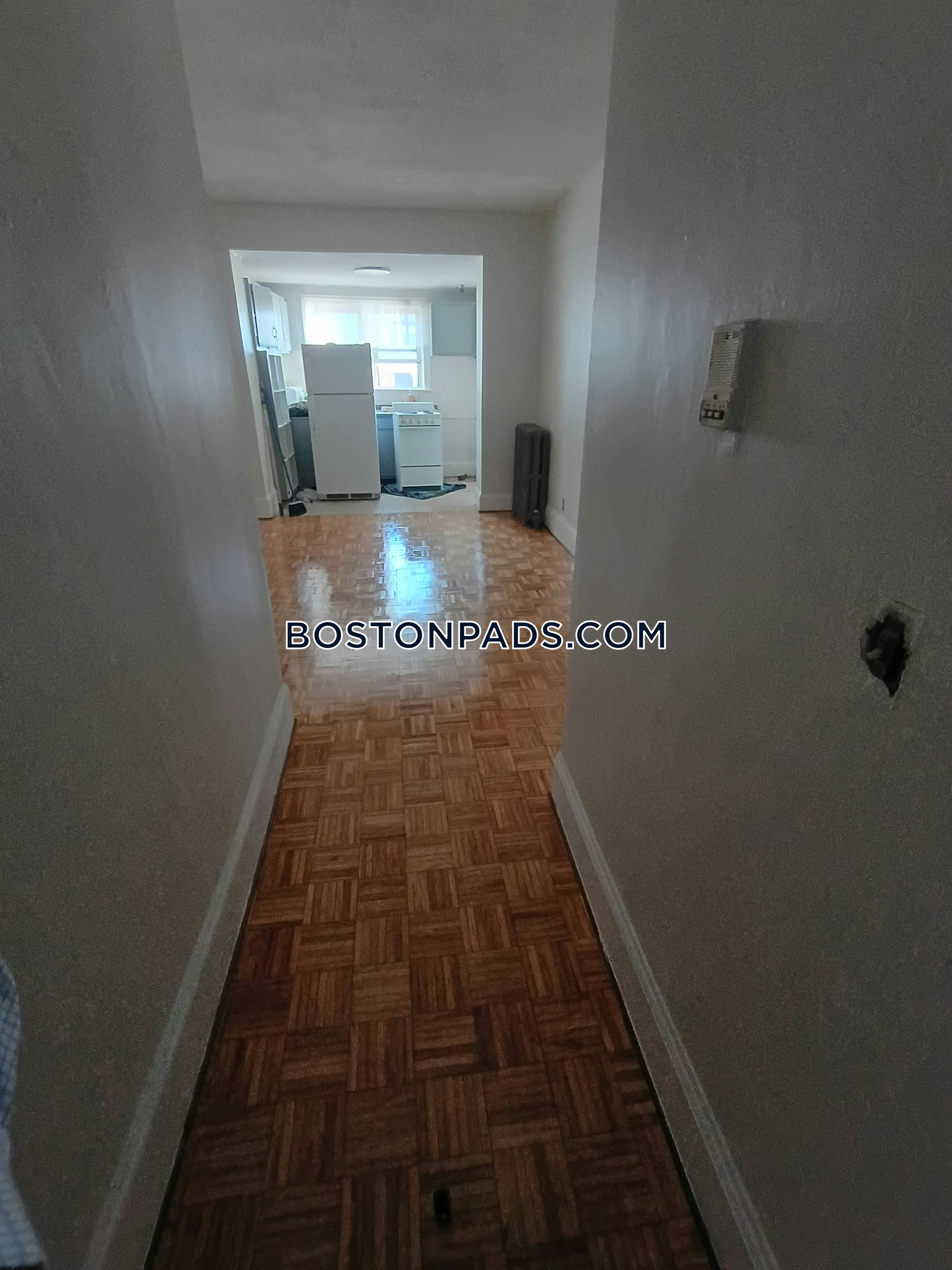 Boston - 1 Beds, 1 Baths