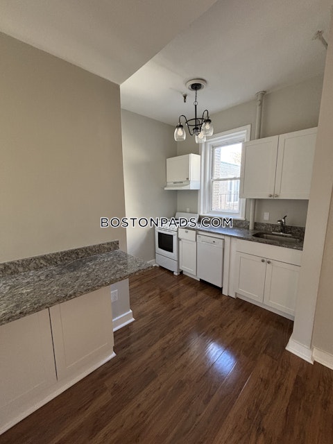 Commonwealth Ave. Boston photo 10