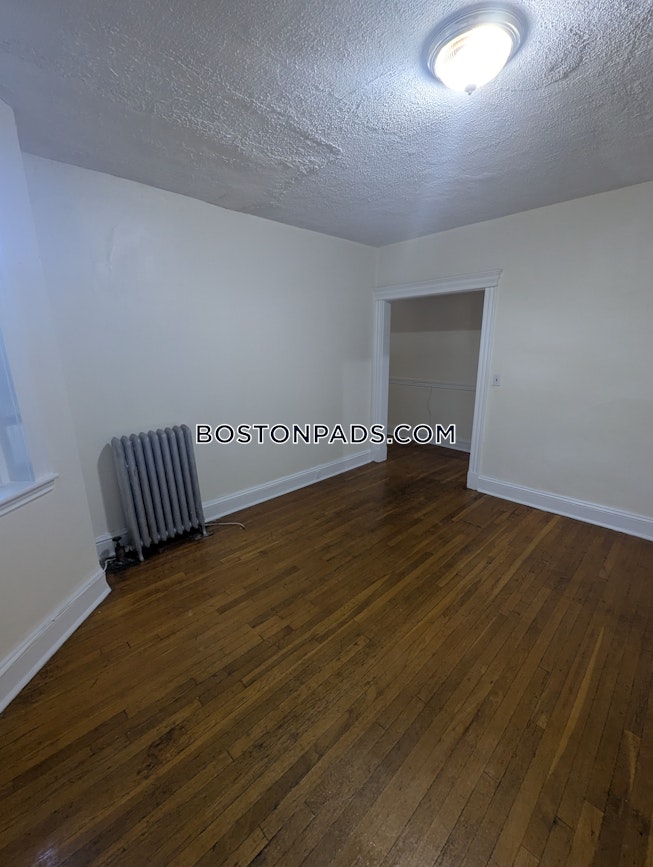 Boston - $2,150+ /mo