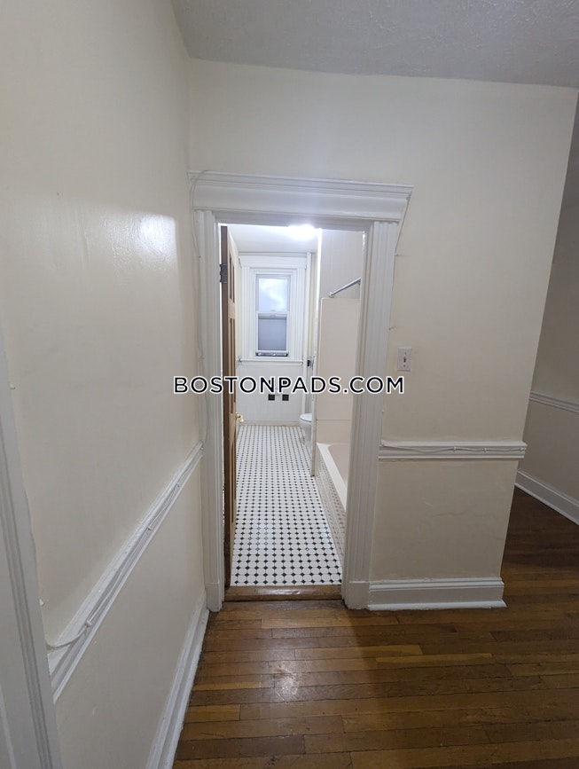 Boston - $2,150+ /mo
