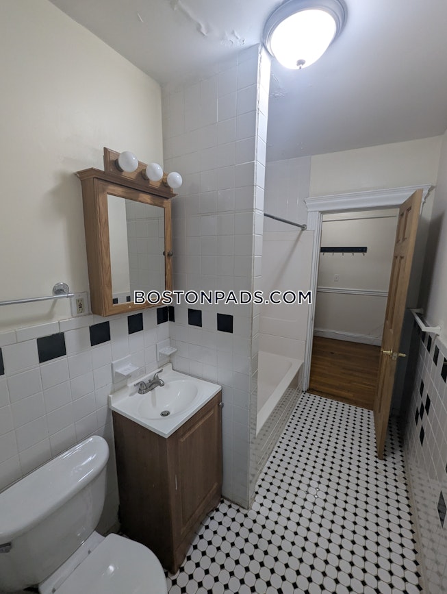 Boston - $2,150+ /mo