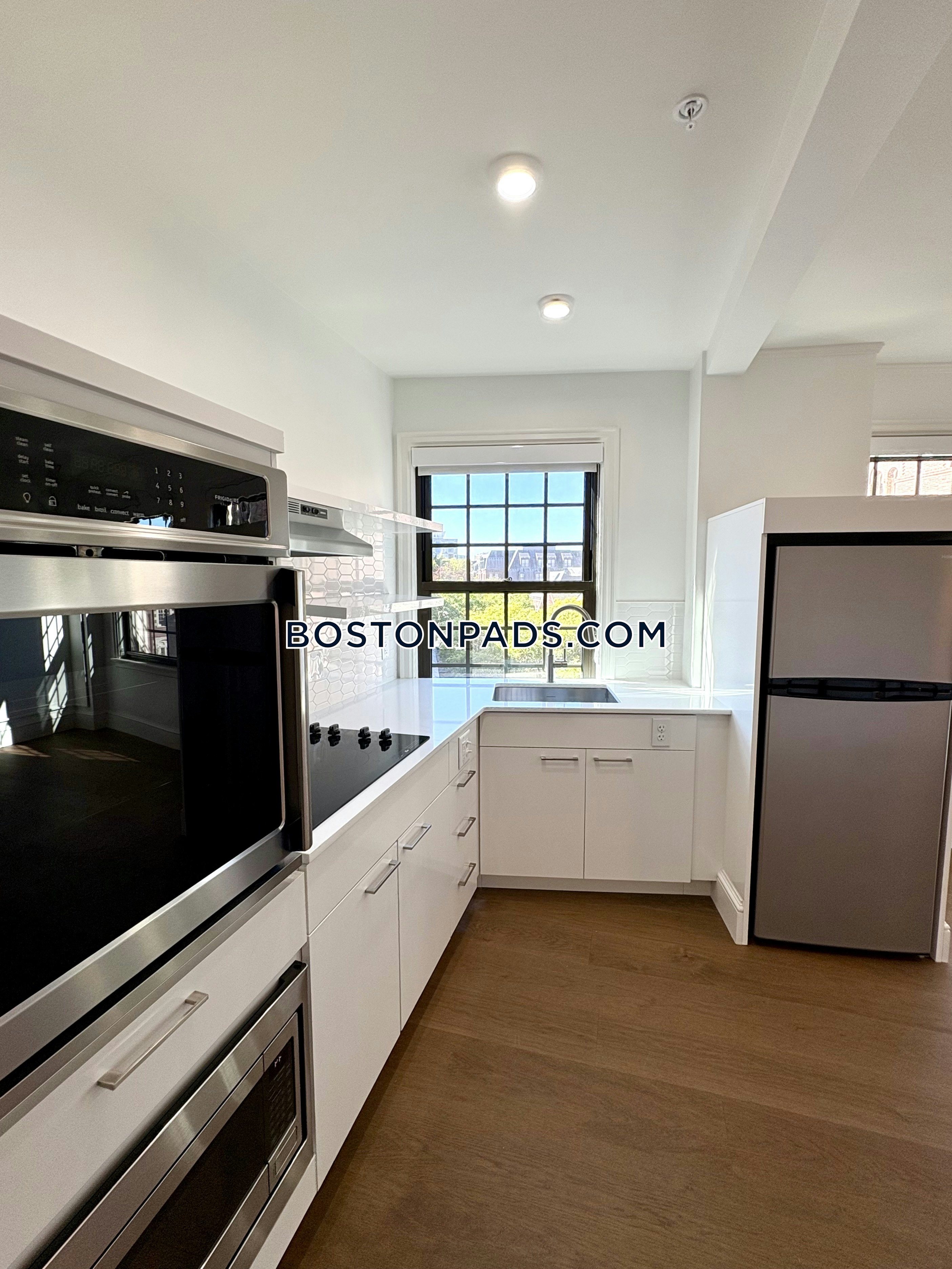 Harvard Square, Cambridge, MA - 2 Beds, 1 Bath - $3,600 - ID#6136327
