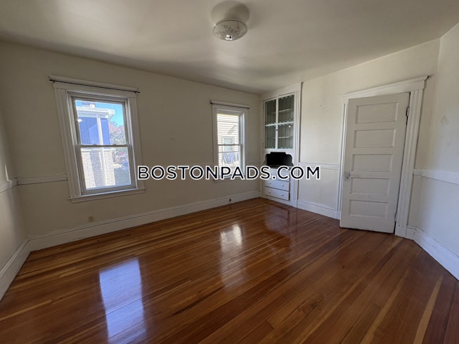 Boston - $2,850+ /mo