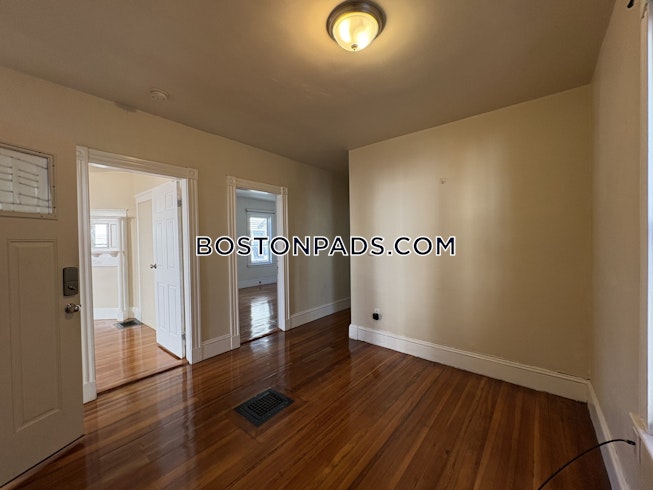 Boston - $2,850+ /mo