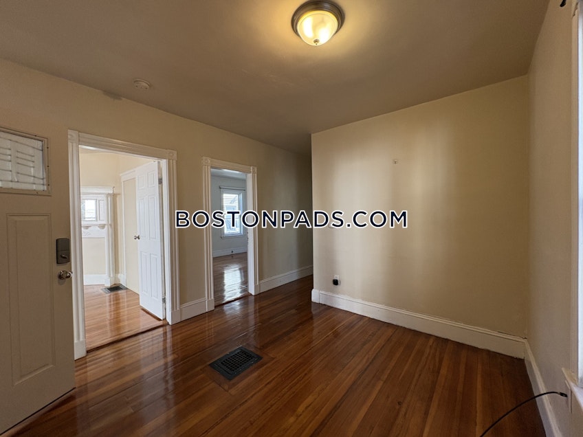 Boston - $2,850+ /month