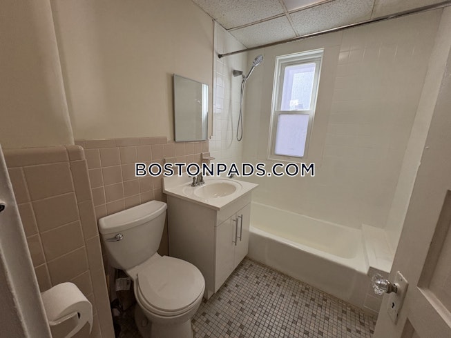 Boston - $2,850+ /mo