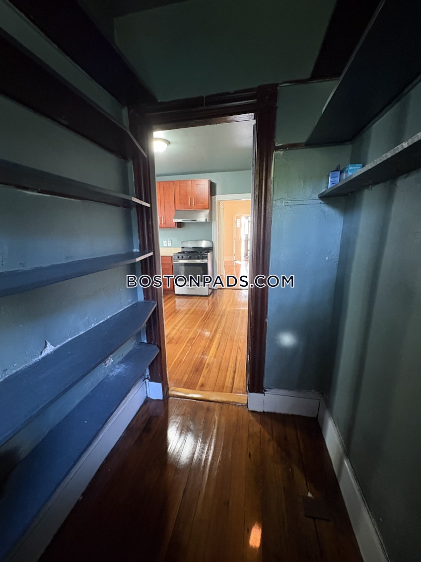 Boston - $2,850+ /month