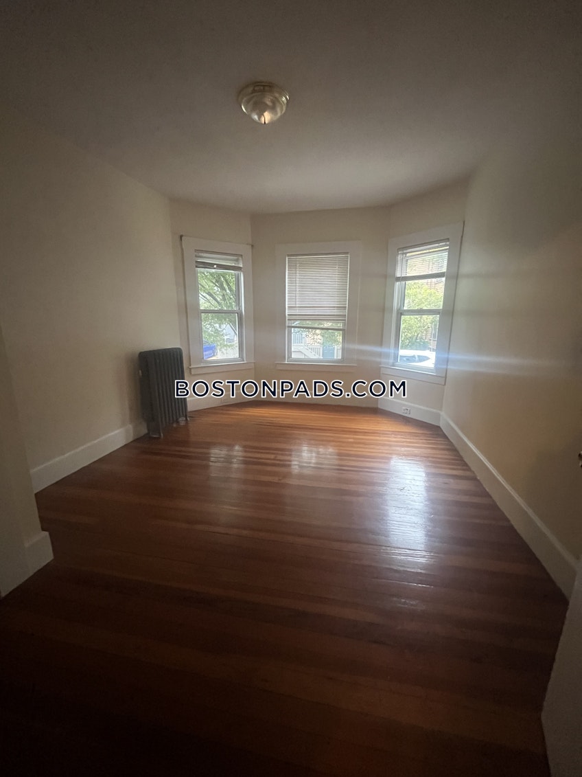 Cambridge - $2,700+ /month