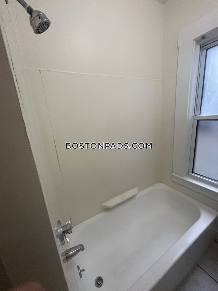 Forest St., Cambridge