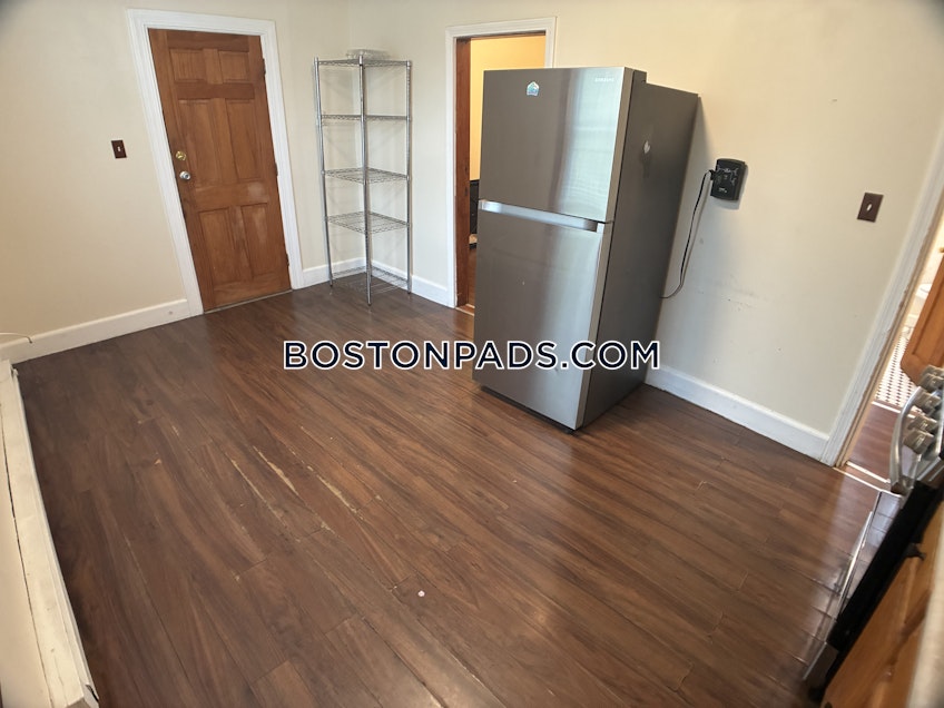 Boston - $4,100+ /month