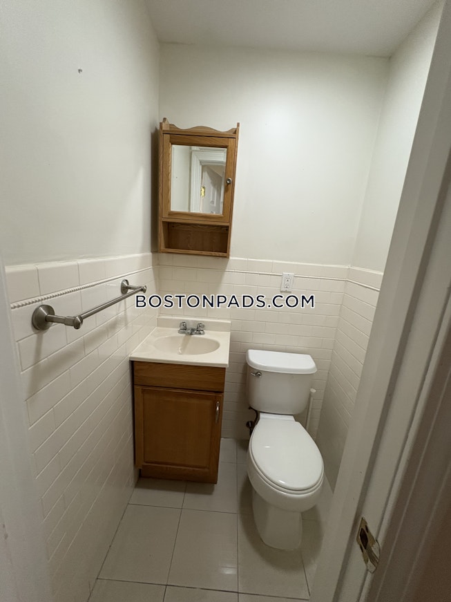 Boston - $4,500+ /mo