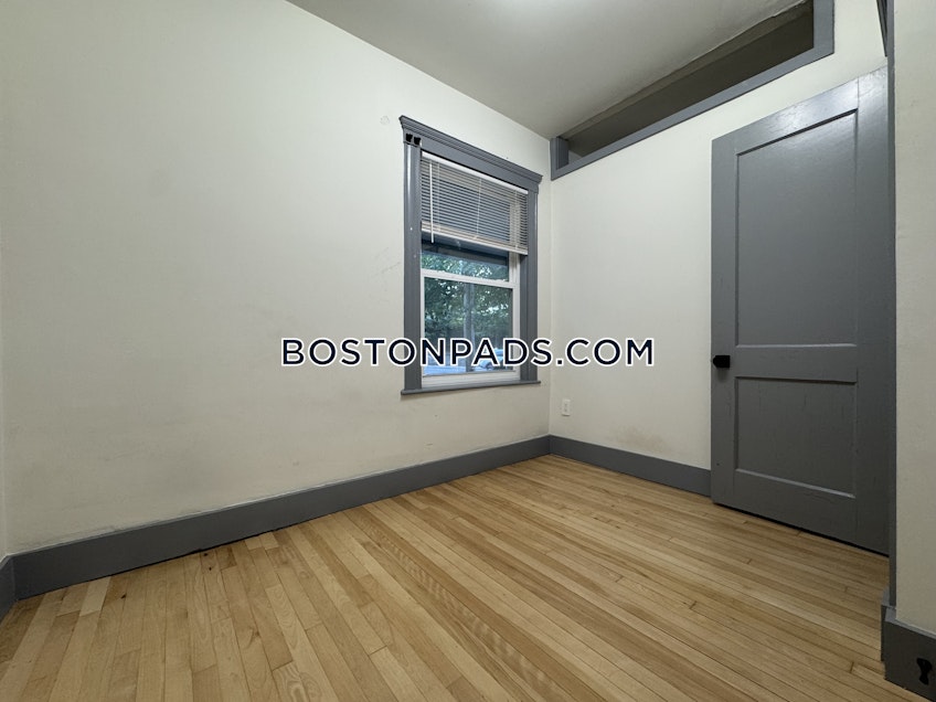 Boston - $3,600+ /month