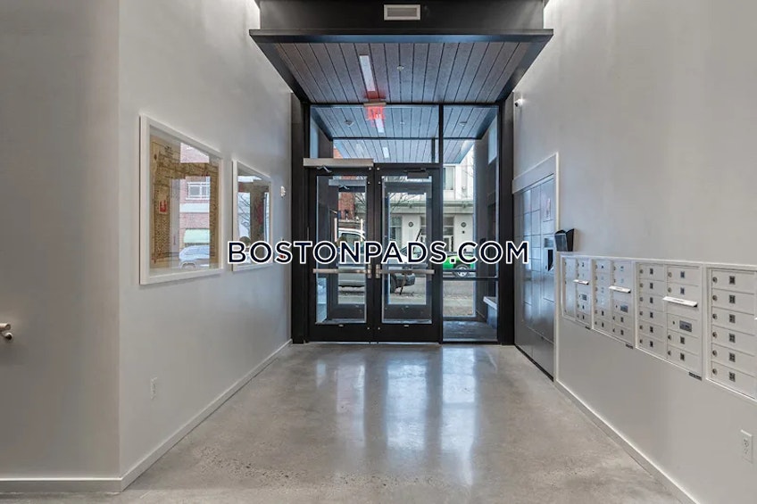 Boston - $3,245+ /month