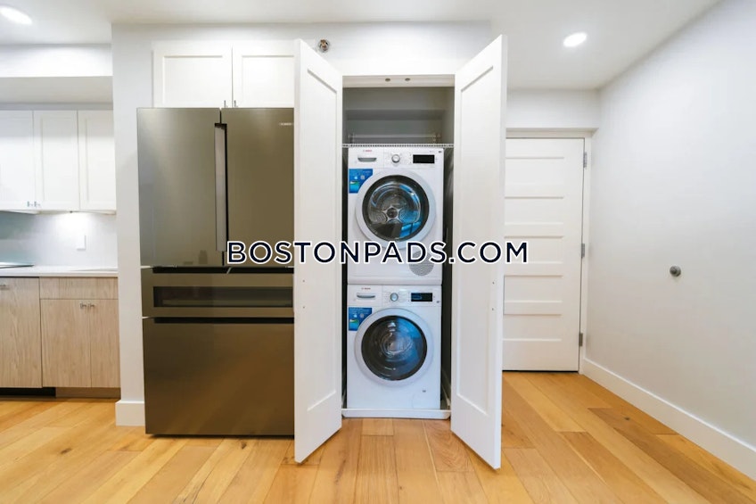Boston - $4,400+ /month